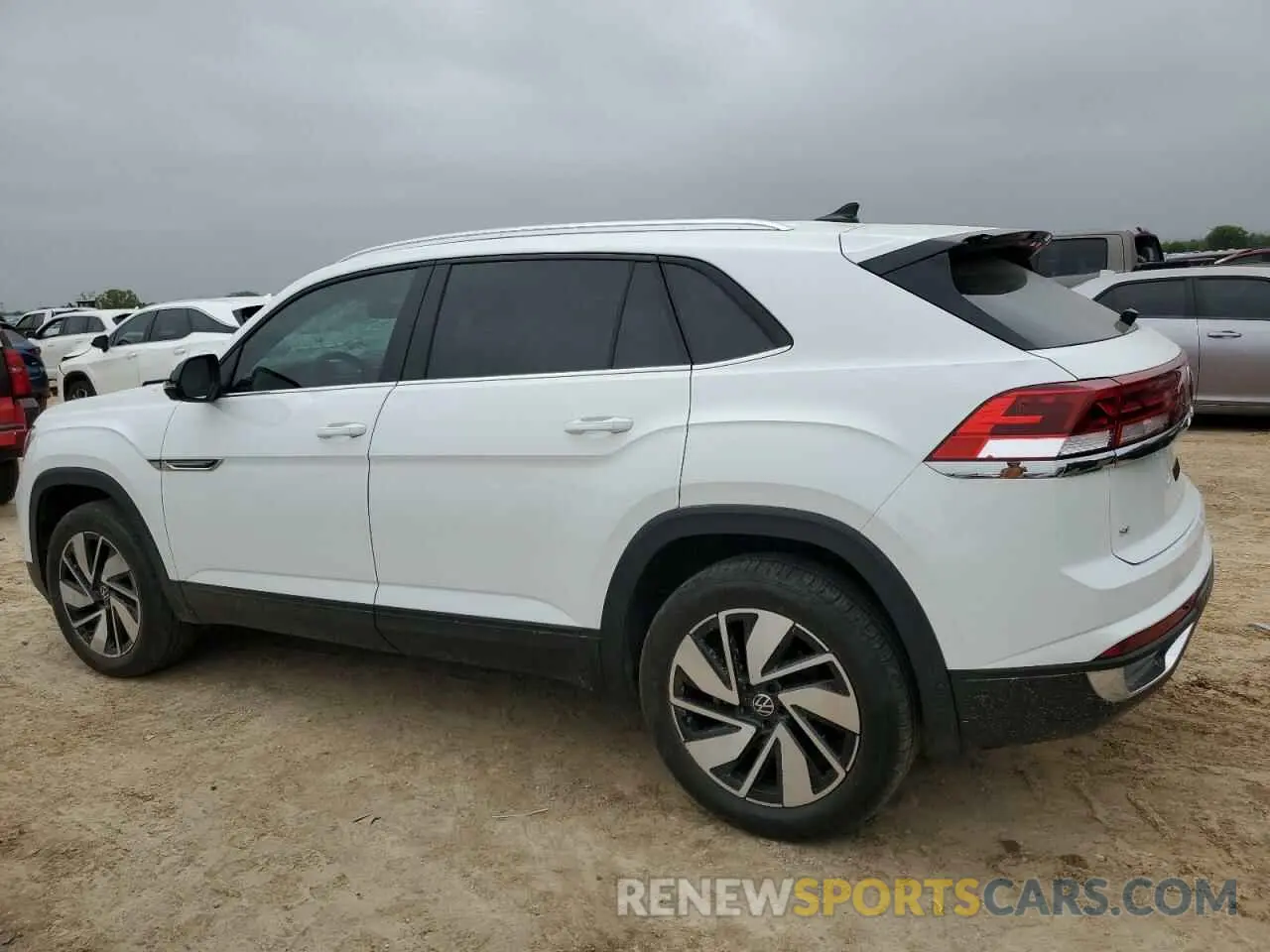 2 Photograph of a damaged car 1V2WE2CA5RC202127 VOLKSWAGEN ATLAS 2024