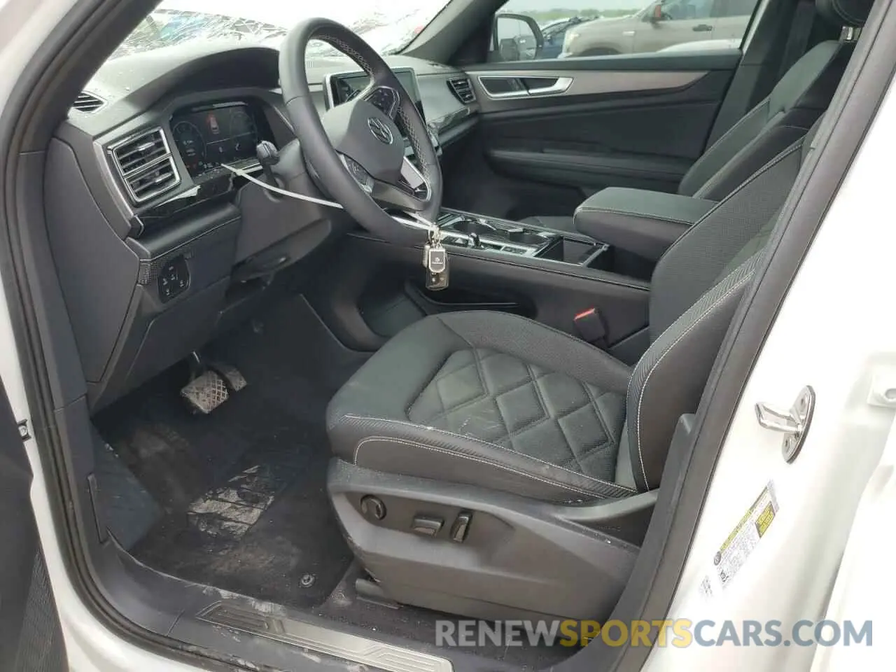 7 Photograph of a damaged car 1V2WE2CA5RC202127 VOLKSWAGEN ATLAS 2024