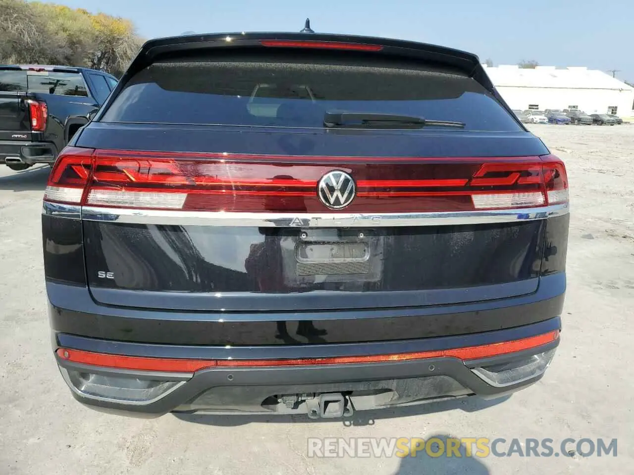 6 Photograph of a damaged car 1V2WE2CA9RC222252 VOLKSWAGEN ATLAS 2024