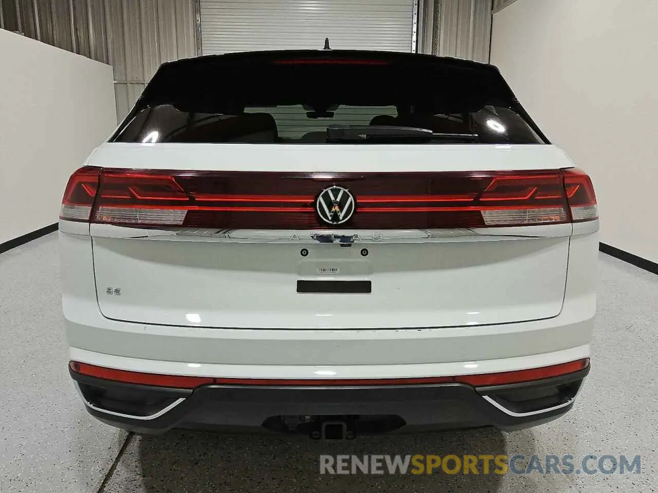 6 Photograph of a damaged car 1V2WE2CAXRC219246 VOLKSWAGEN ATLAS 2024