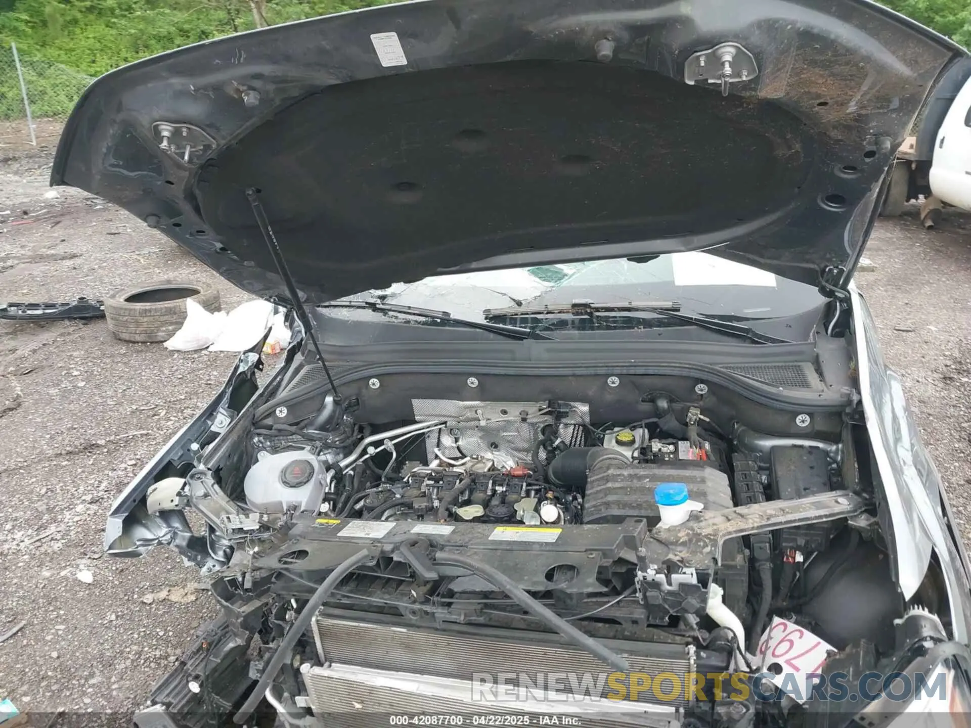 10 Photograph of a damaged car 1V2WR2CA2RC536071 VOLKSWAGEN ATLAS 2024