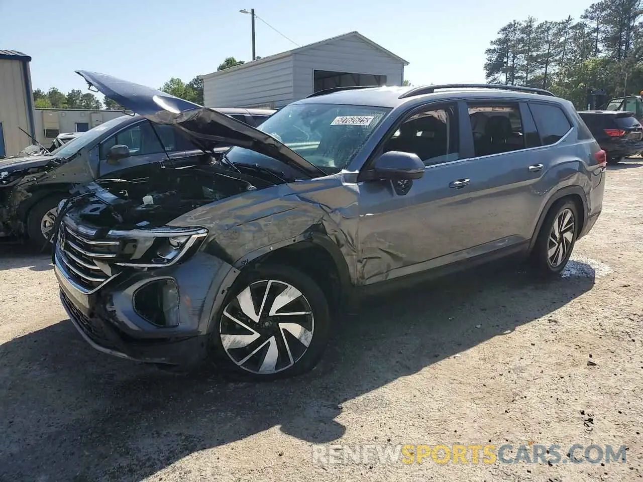 1 Photograph of a damaged car 1V2WR2CA3RC536421 VOLKSWAGEN ATLAS 2024