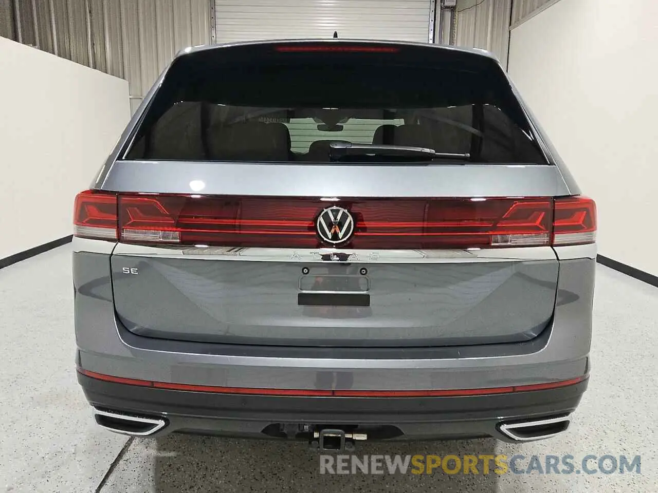 6 Photograph of a damaged car 1V2WR2CA3RC537200 VOLKSWAGEN ATLAS 2024