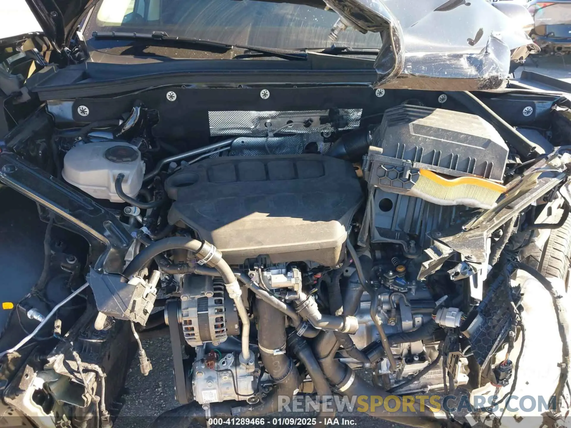 10 Photograph of a damaged car 1V2WR2CAXRC522063 VOLKSWAGEN ATLAS 2024