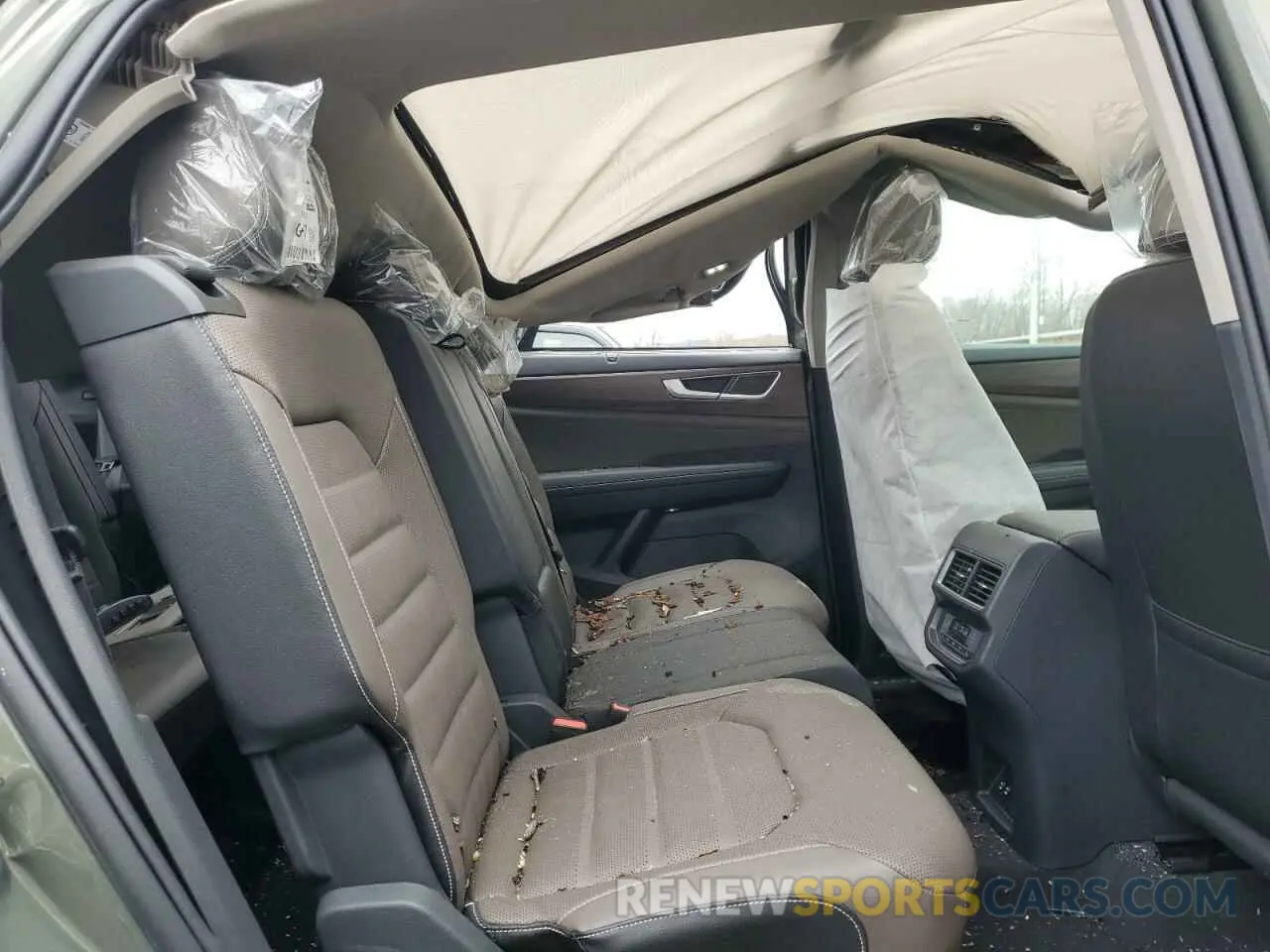 11 Photograph of a damaged car 1V2BR2CA1SC542223 VOLKSWAGEN ATLAS 2025
