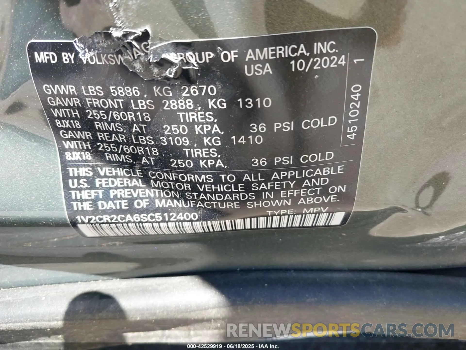 9 Photograph of a damaged car 1V2CR2CA6SC512400 VOLKSWAGEN ATLAS 2025