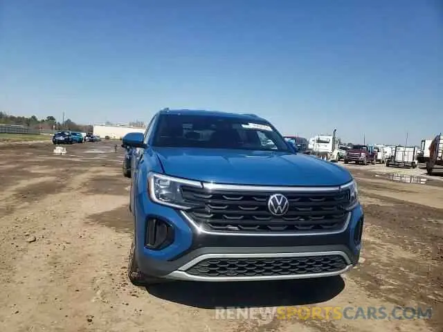 10 Photograph of a damaged car 1V2DE2CAXSC209782 VOLKSWAGEN ATLAS 2025