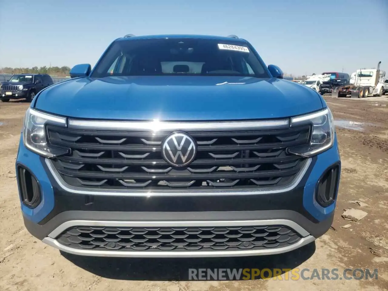 5 Photograph of a damaged car 1V2DE2CAXSC209782 VOLKSWAGEN ATLAS 2025