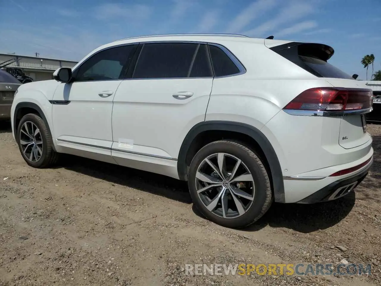 2 Photograph of a damaged car 1V2FE2CA6SC216348 VOLKSWAGEN ATLAS 2025