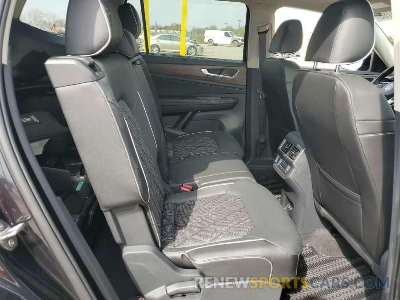 10 Photograph of a damaged car 1V2FR2CA8SC512394 VOLKSWAGEN ATLAS 2025