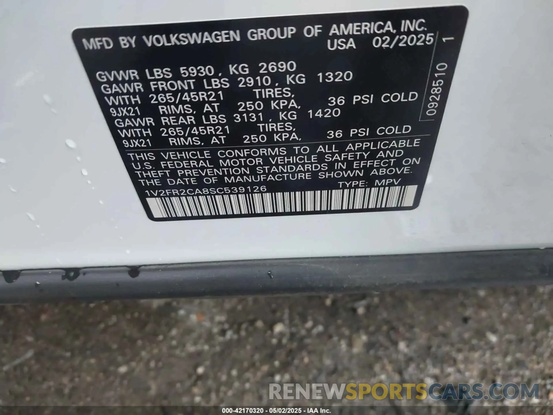 9 Photograph of a damaged car 1V2FR2CA8SC539126 VOLKSWAGEN ATLAS 2025