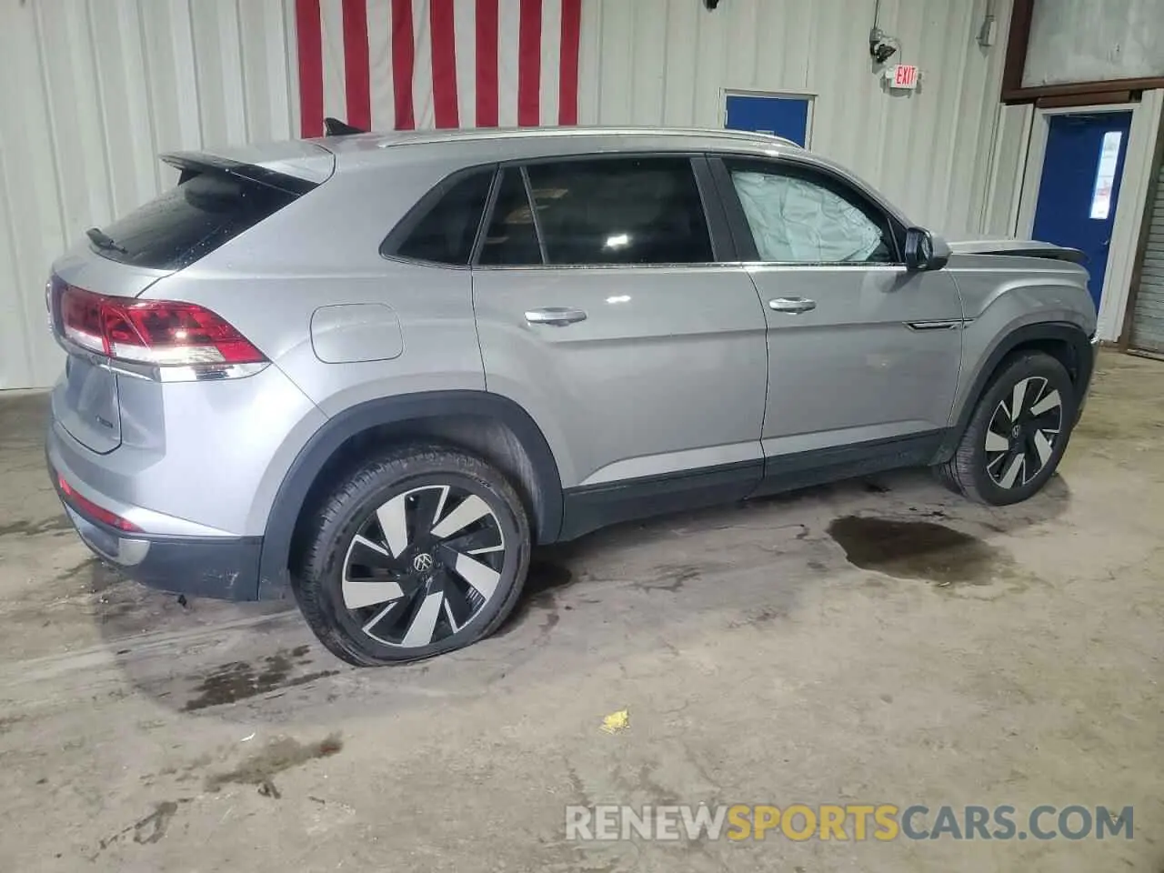 3 Photograph of a damaged car 1V2HE2CA2SC204447 VOLKSWAGEN ATLAS 2025
