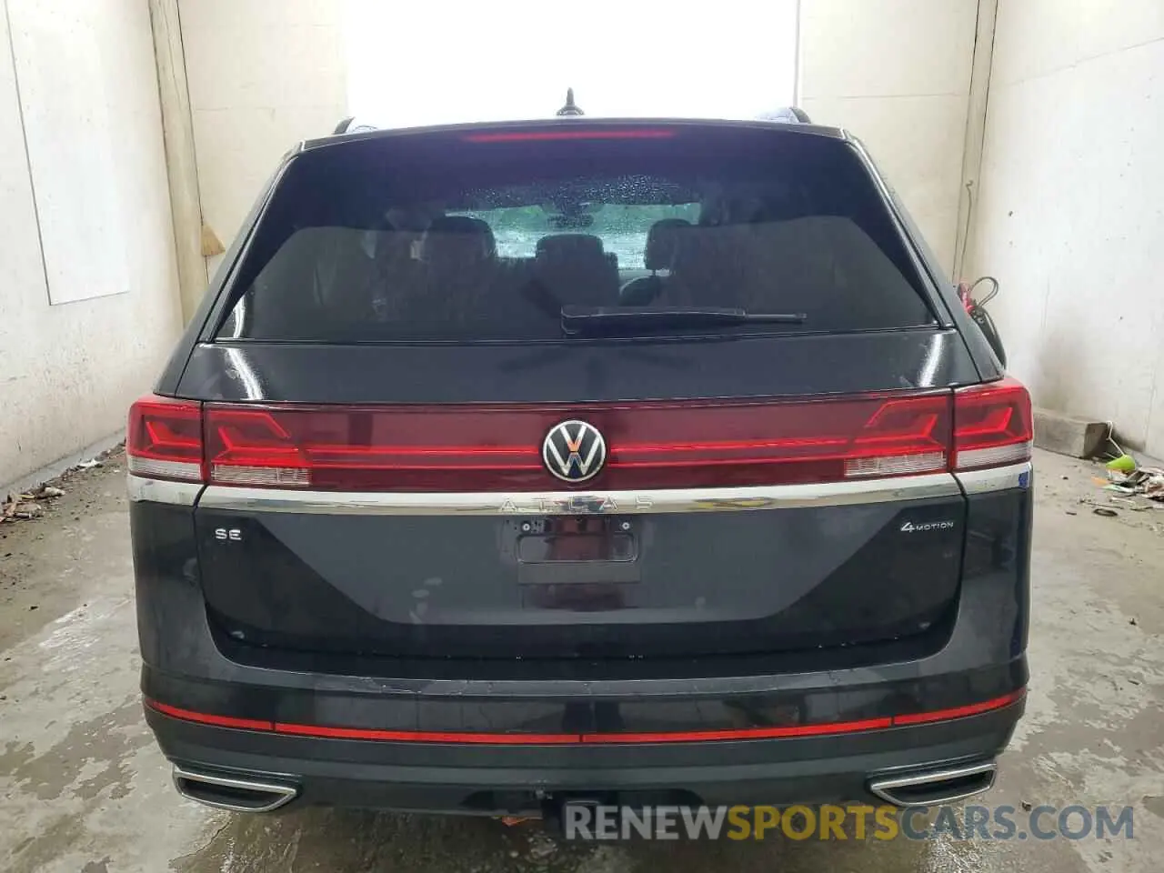 6 Photograph of a damaged car 1V2HR2CA1SC500760 VOLKSWAGEN ATLAS 2025