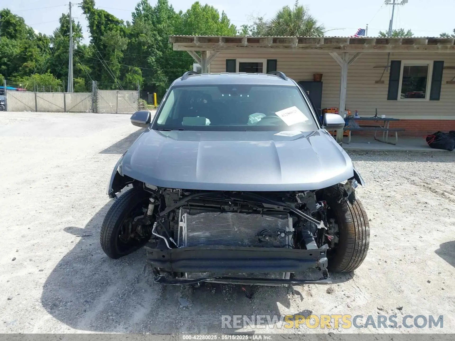 12 Photograph of a damaged car 1V2HR2CA5SC501930 VOLKSWAGEN ATLAS 2025