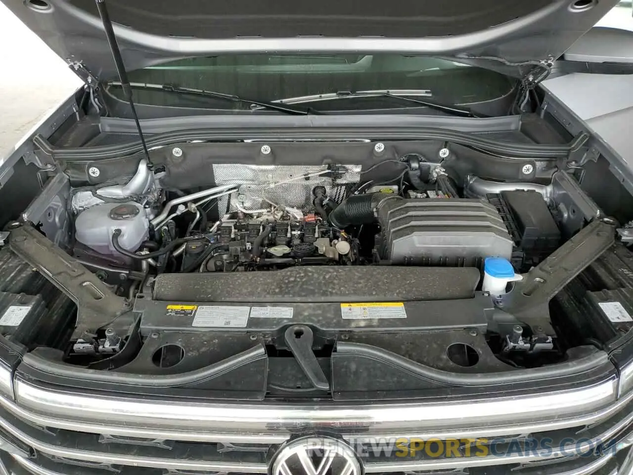 12 Photograph of a damaged car 1V2HR2CA5SC519215 VOLKSWAGEN ATLAS 2025