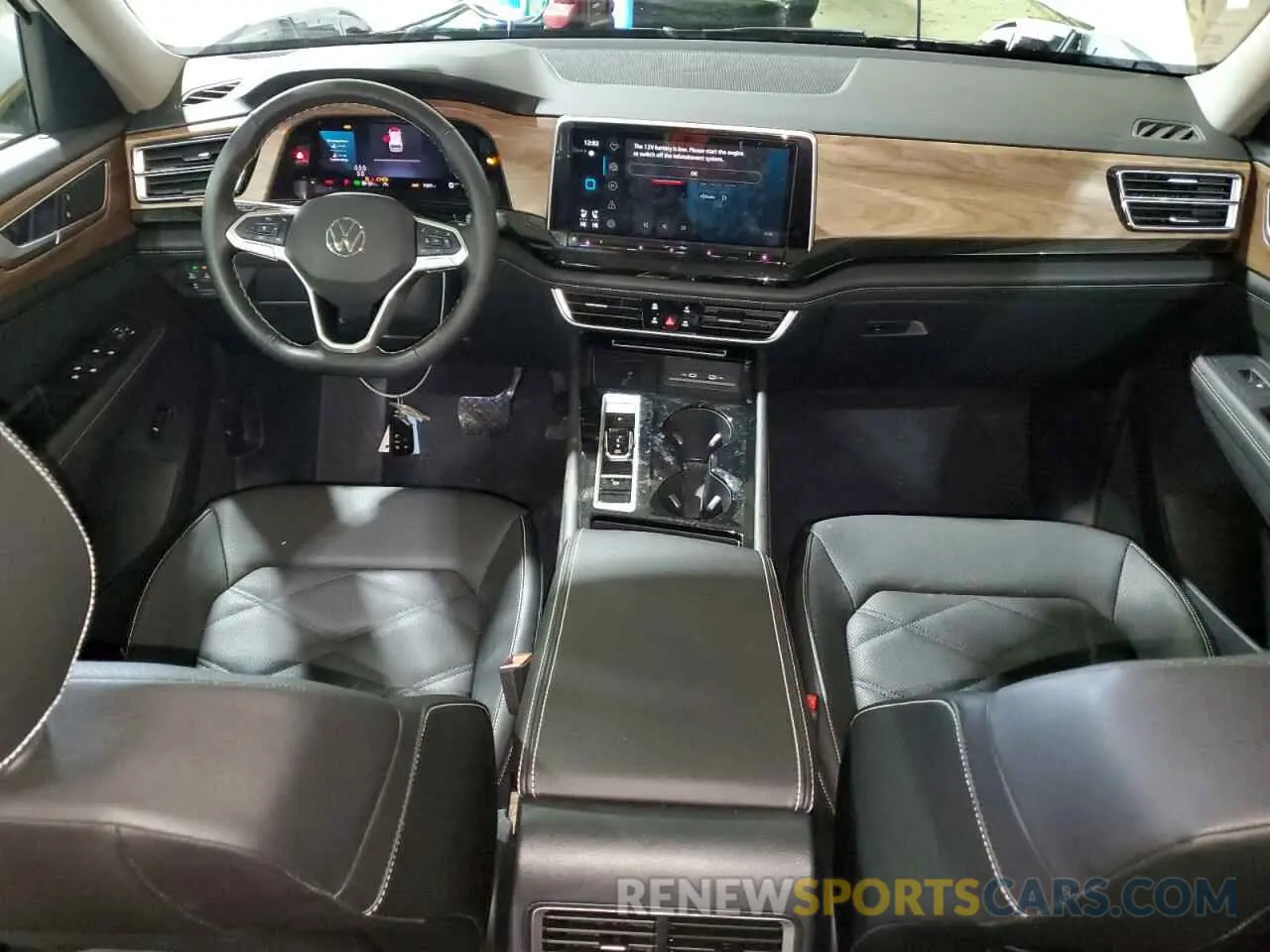 8 Photograph of a damaged car 1V2HR2CA8SC505664 VOLKSWAGEN ATLAS 2025