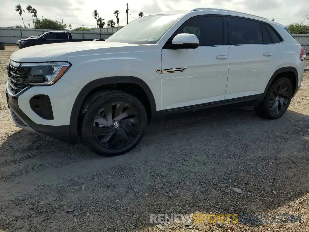 1 Photograph of a damaged car 1V2JE2CA4SC205357 VOLKSWAGEN ATLAS 2025