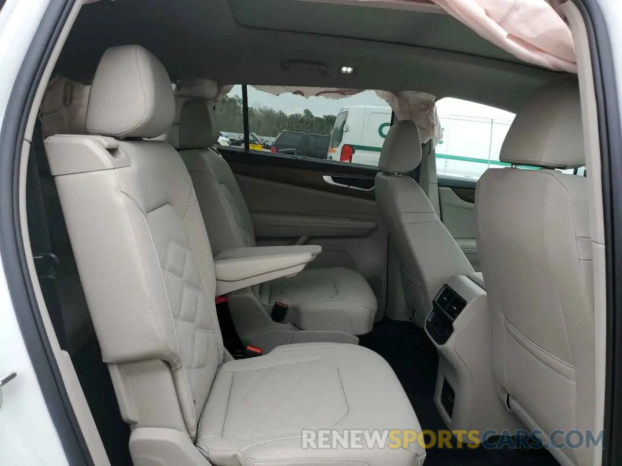 12 Photograph of a damaged car 1V2JR2CA2SC522901 VOLKSWAGEN ATLAS 2025