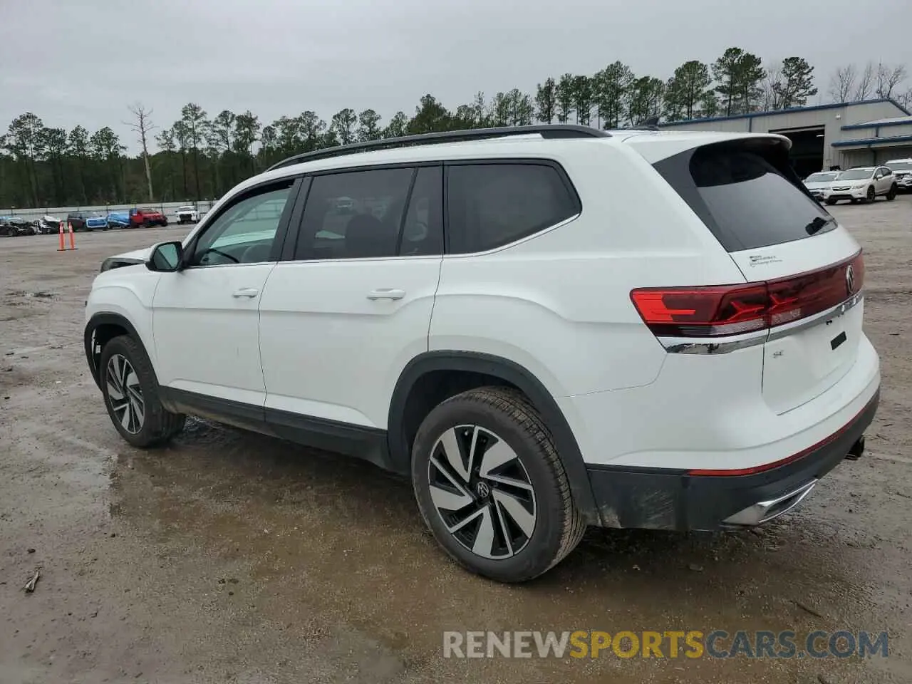 2 Photograph of a damaged car 1V2JR2CA2SC522901 VOLKSWAGEN ATLAS 2025