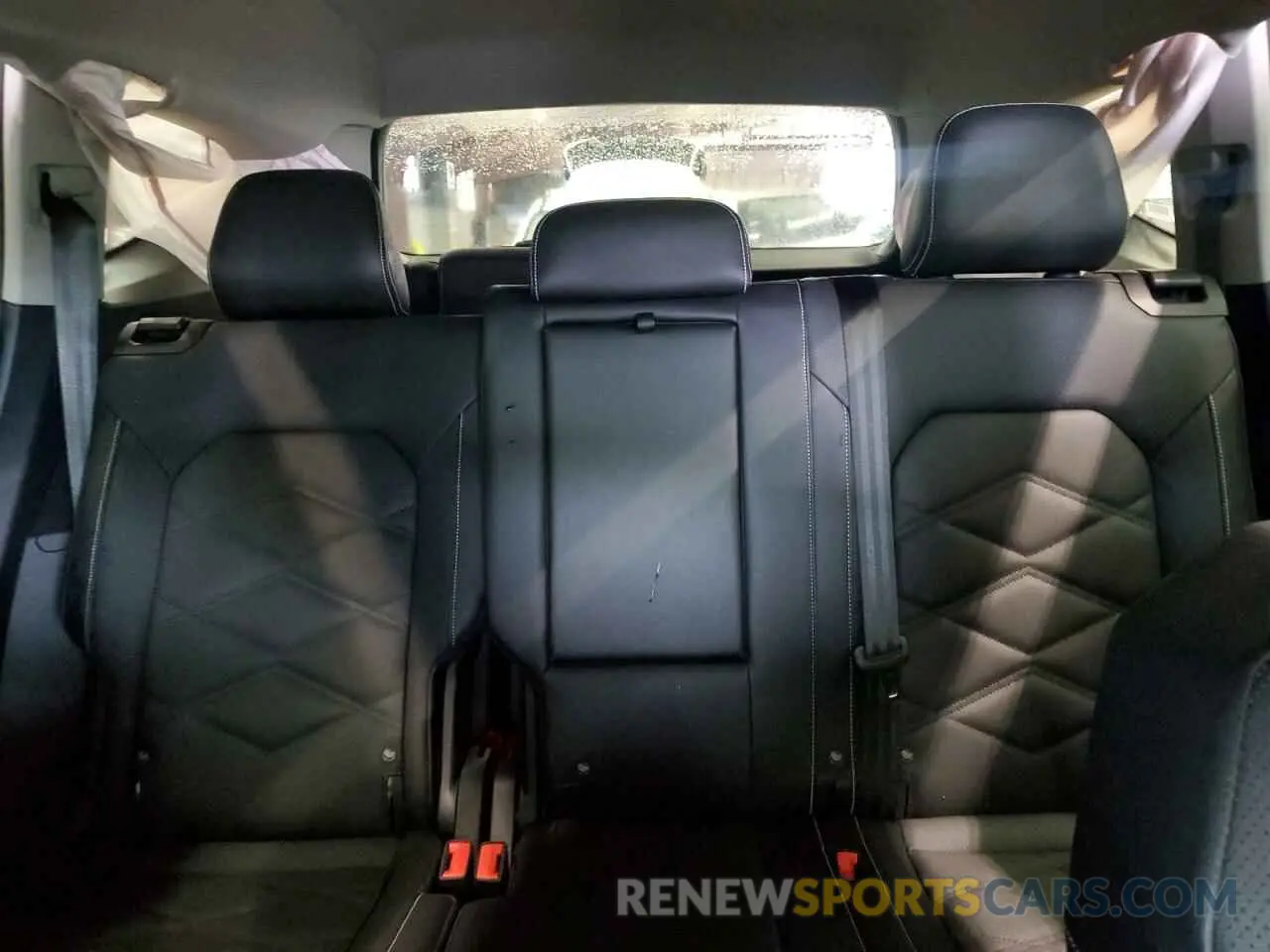 10 Photograph of a damaged car 1V2WR2CA0SC514981 VOLKSWAGEN ATLAS 2025