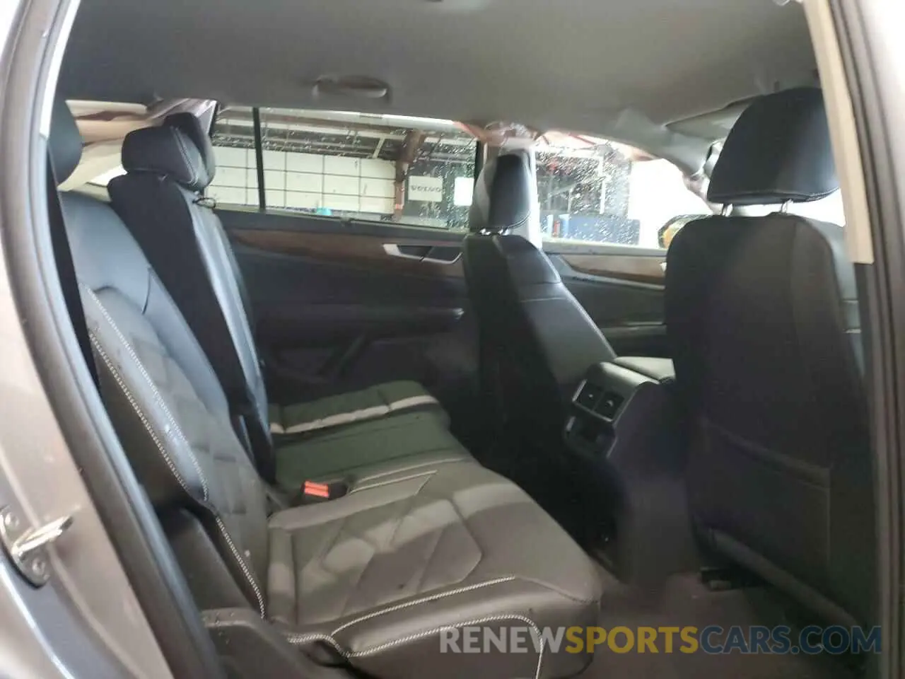 11 Photograph of a damaged car 1V2WR2CA0SC514981 VOLKSWAGEN ATLAS 2025