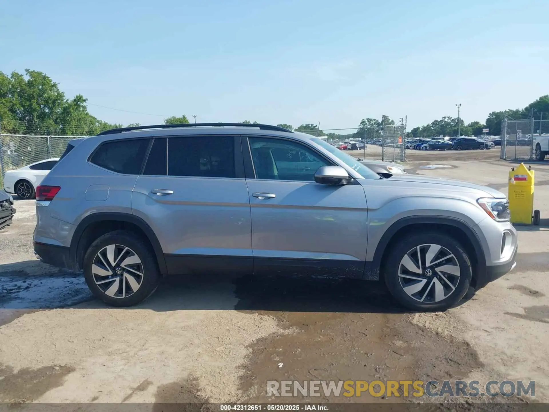 13 Photograph of a damaged car 1V2WR2CA2SC508079 VOLKSWAGEN ATLAS 2025
