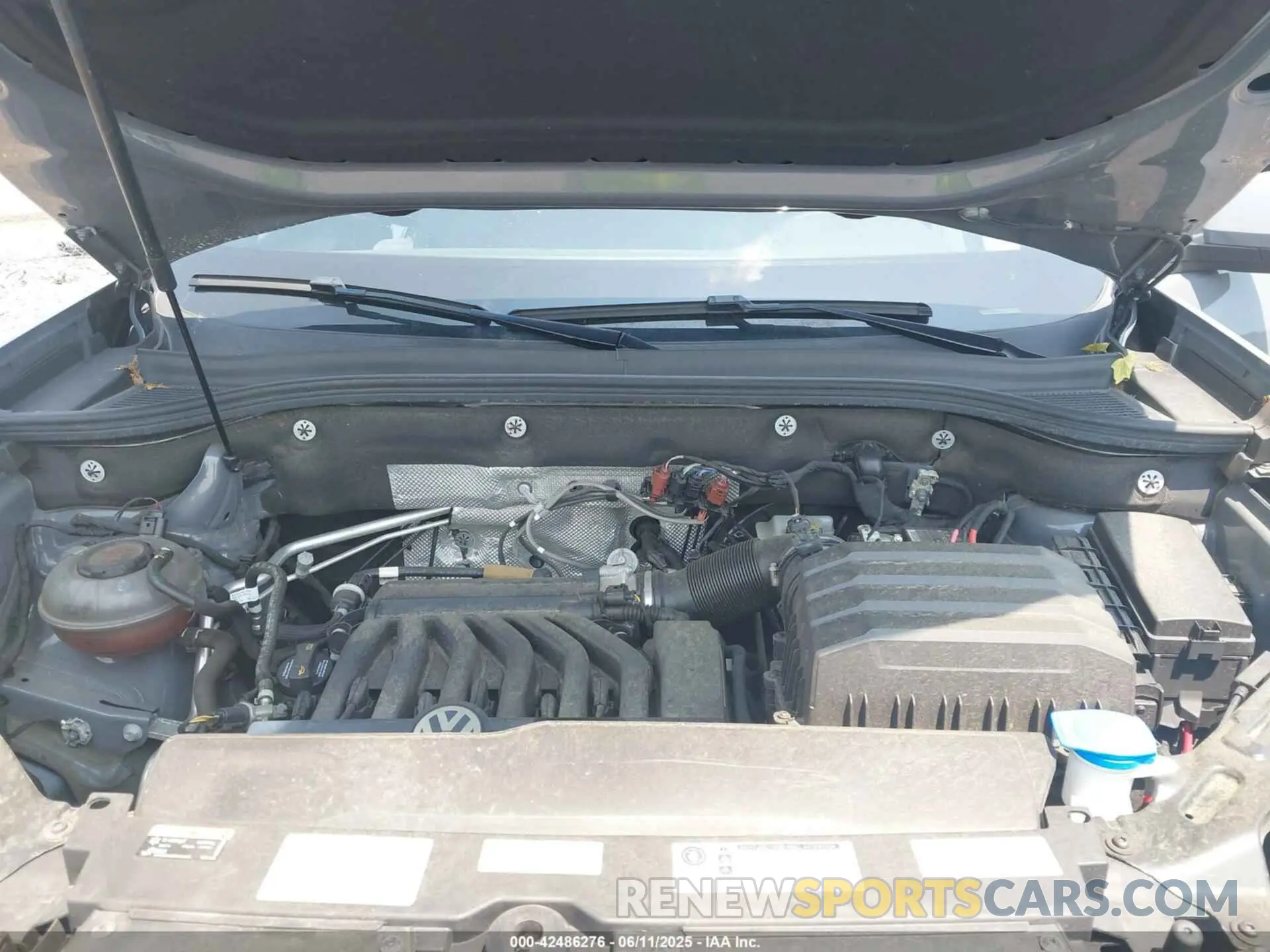 10 Photograph of a damaged car 1V21E2CA6LC227846 VOLKSWAGEN ATLAS CROSS SPORT 2020