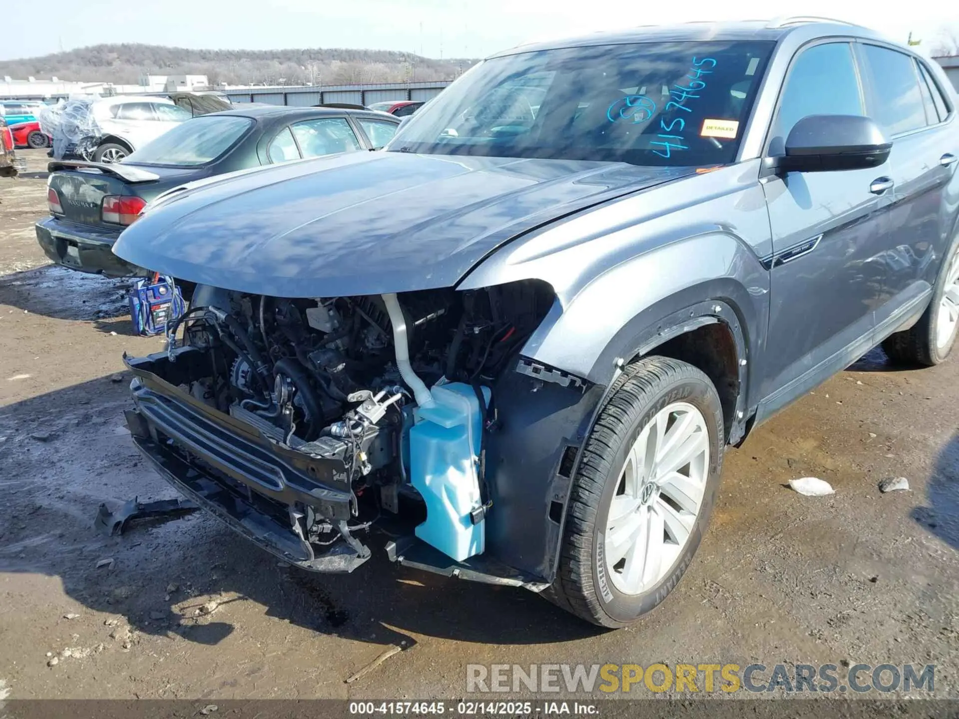 6 Photograph of a damaged car 1V21E2CA9LC211835 VOLKSWAGEN ATLAS CROSS SPORT 2020