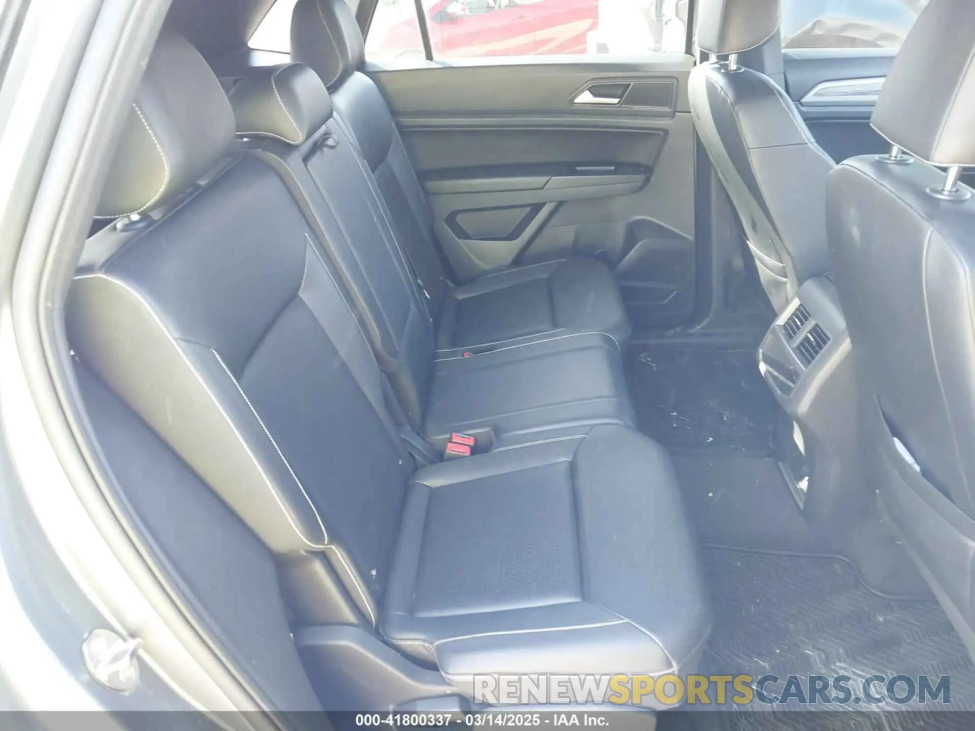 8 Photograph of a damaged car 1V24C2CAXLC203018 VOLKSWAGEN ATLAS CROSS SPORT 2020