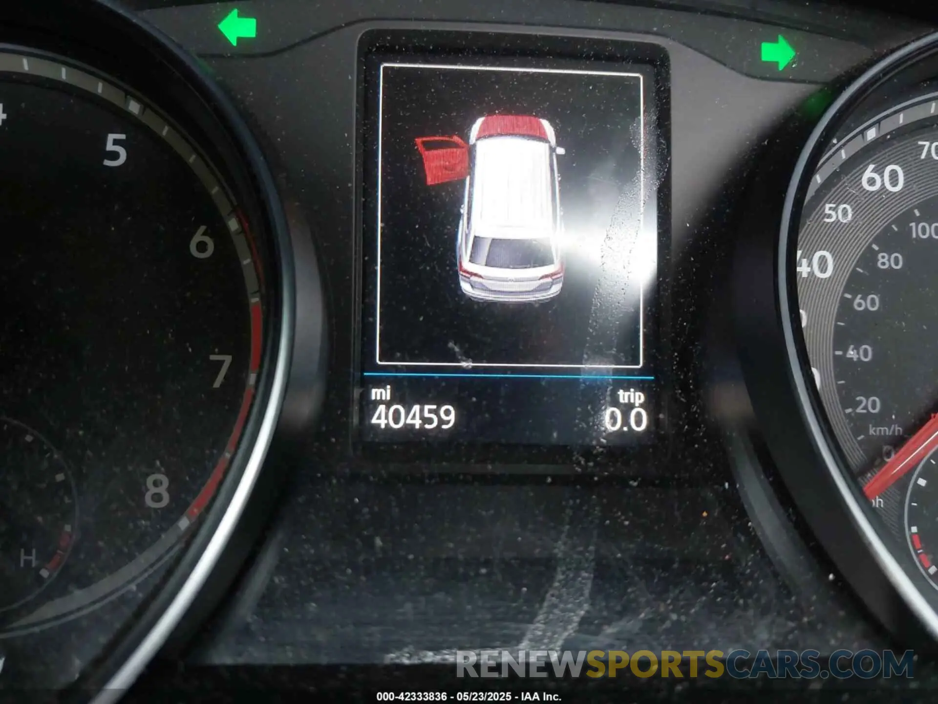 7 Photograph of a damaged car 1V26E2CAXLC227693 VOLKSWAGEN ATLAS CROSS SPORT 2020