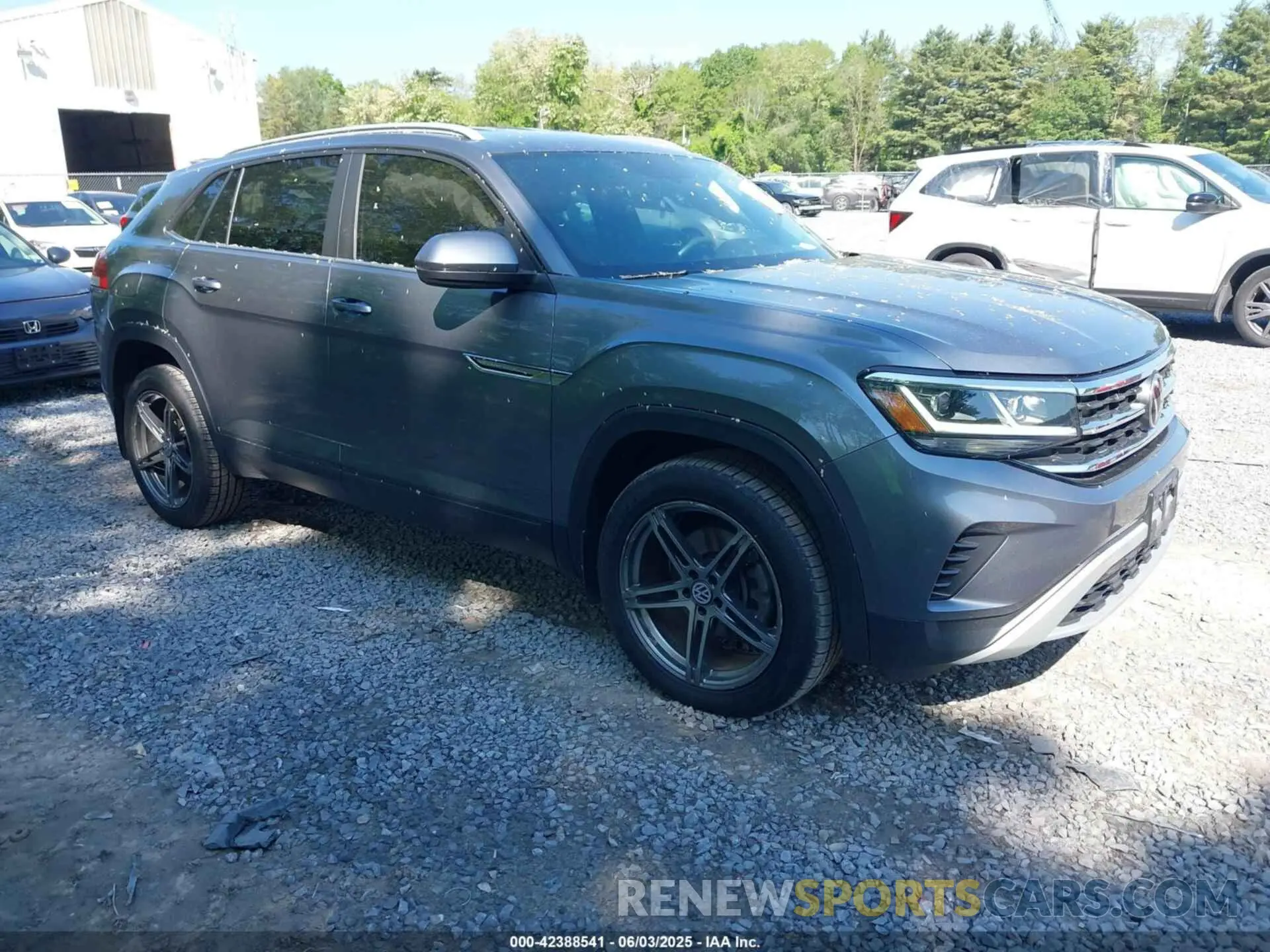 1 Photograph of a damaged car 1V2GC2CA6LC202509 VOLKSWAGEN ATLAS CROSS SPORT 2020