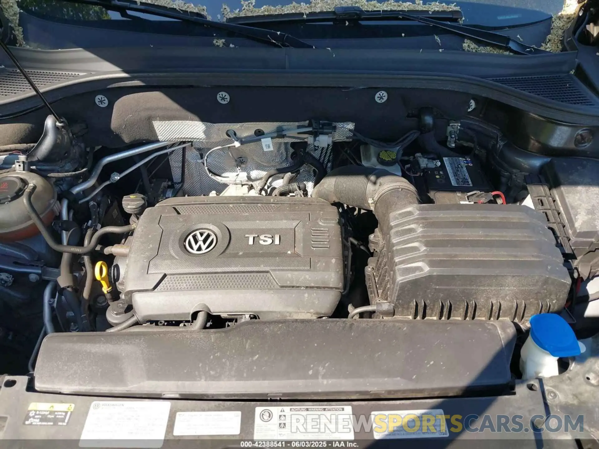 10 Photograph of a damaged car 1V2GC2CA6LC202509 VOLKSWAGEN ATLAS CROSS SPORT 2020