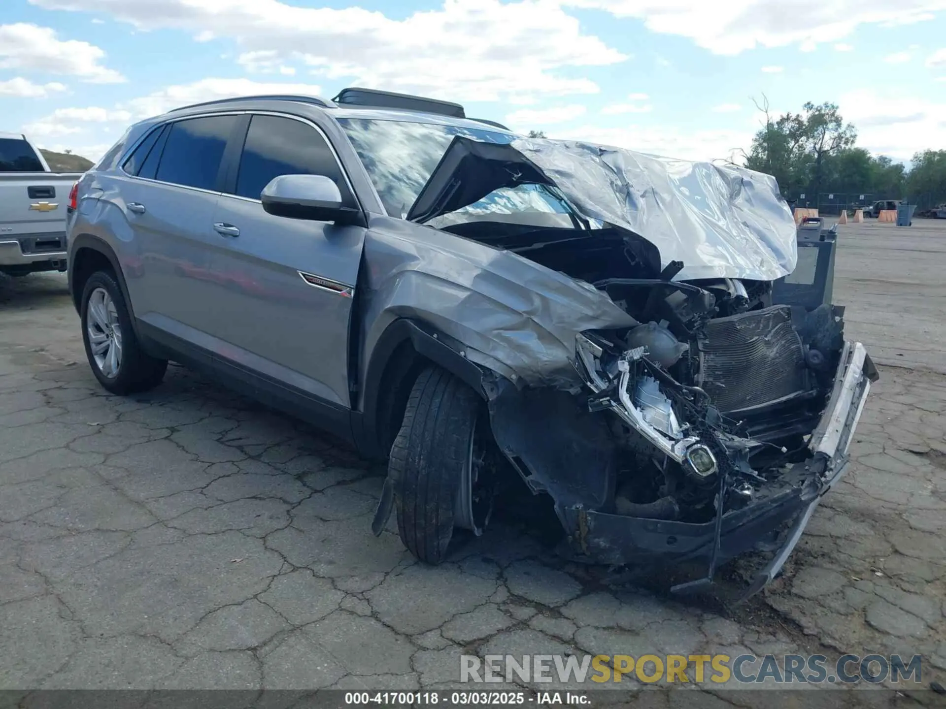 1 Photograph of a damaged car 1V2MC2CA2LC205006 VOLKSWAGEN ATLAS CROSS SPORT 2020