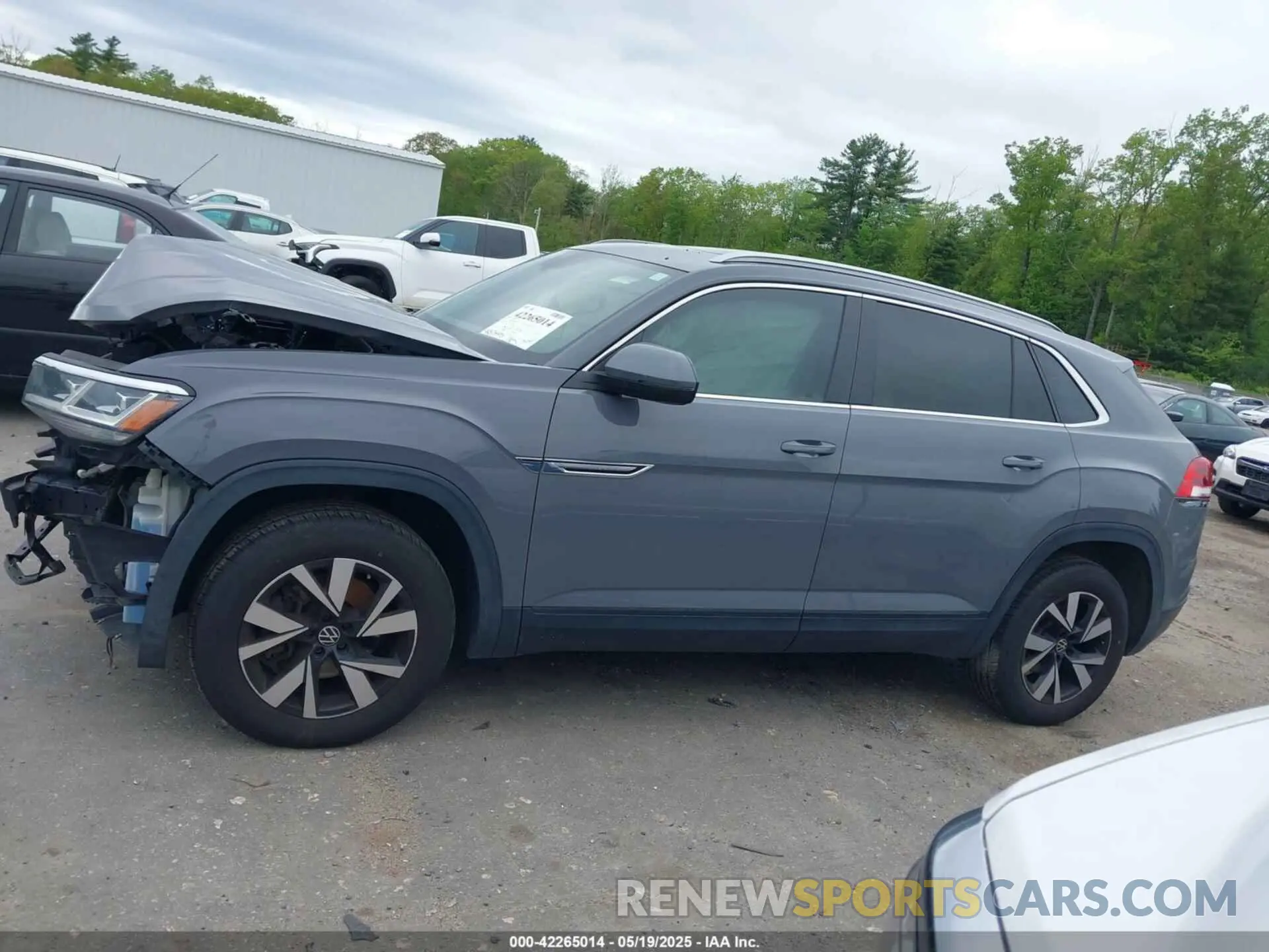 15 Photograph of a damaged car 1V2ME2CA3LC220933 VOLKSWAGEN ATLAS CROSS SPORT 2020