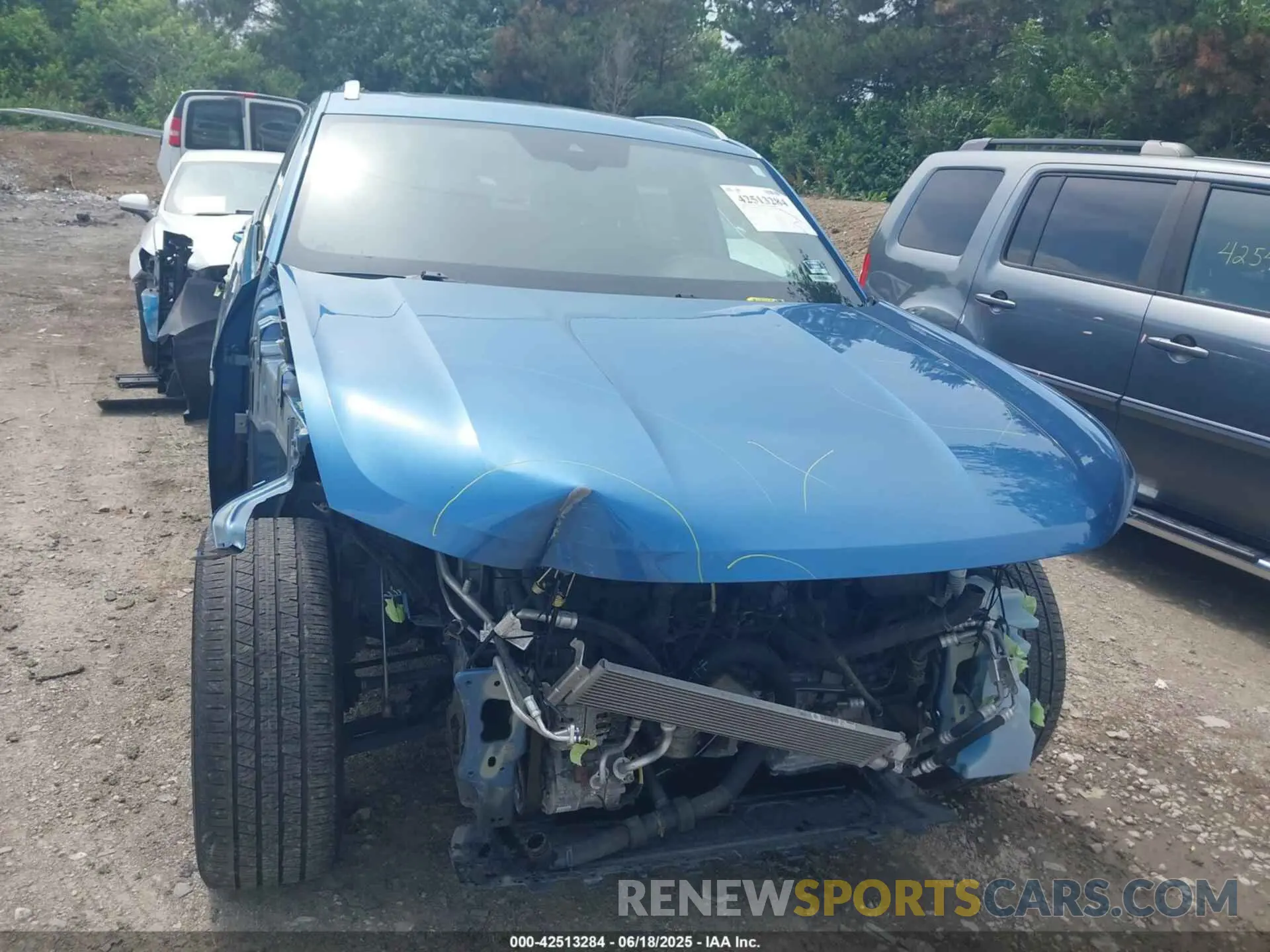 13 Photograph of a damaged car 1V2ME2CA4LC214929 VOLKSWAGEN ATLAS CROSS SPORT 2020