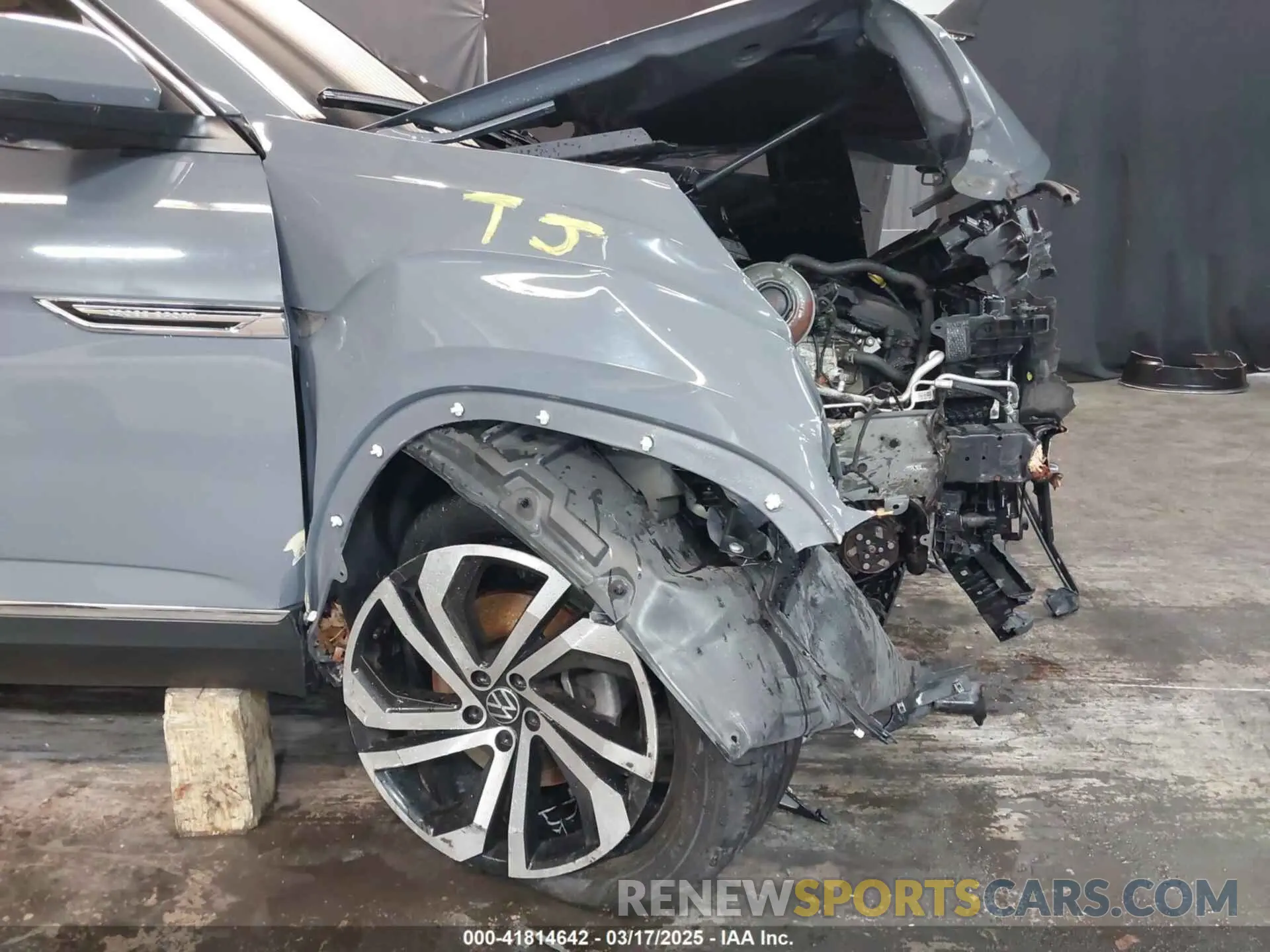 19 Photograph of a damaged car 1V2NE2CA7LC214671 VOLKSWAGEN ATLAS CROSS SPORT 2020