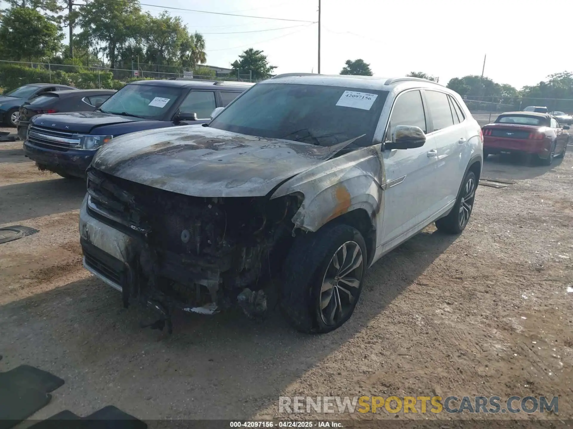 6 Photograph of a damaged car 1V2RE2CA2LC232187 VOLKSWAGEN ATLAS CROSS SPORT 2020