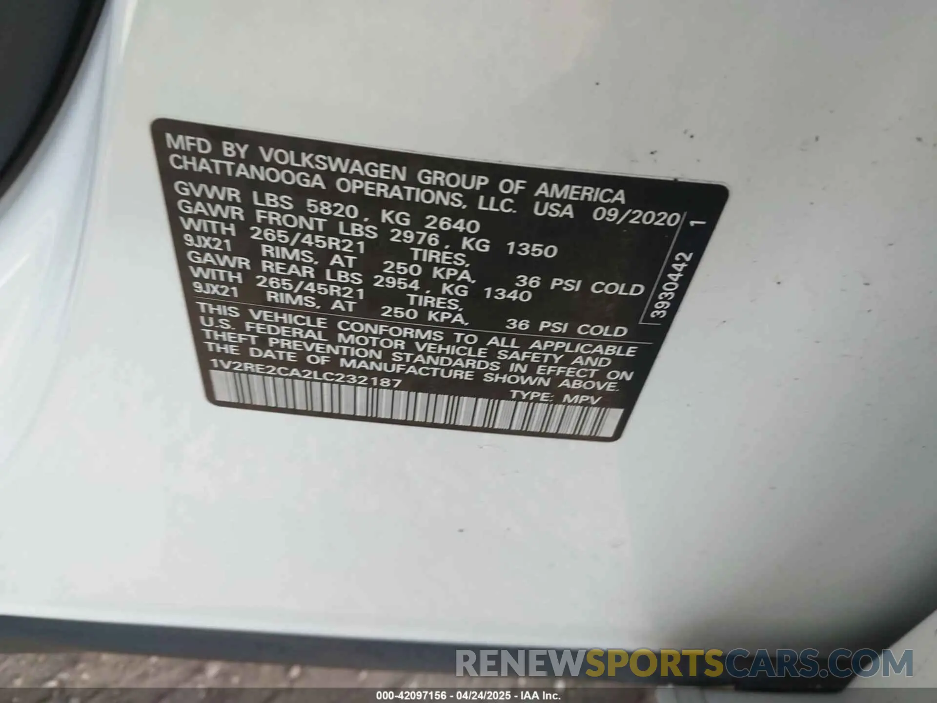 9 Photograph of a damaged car 1V2RE2CA2LC232187 VOLKSWAGEN ATLAS CROSS SPORT 2020