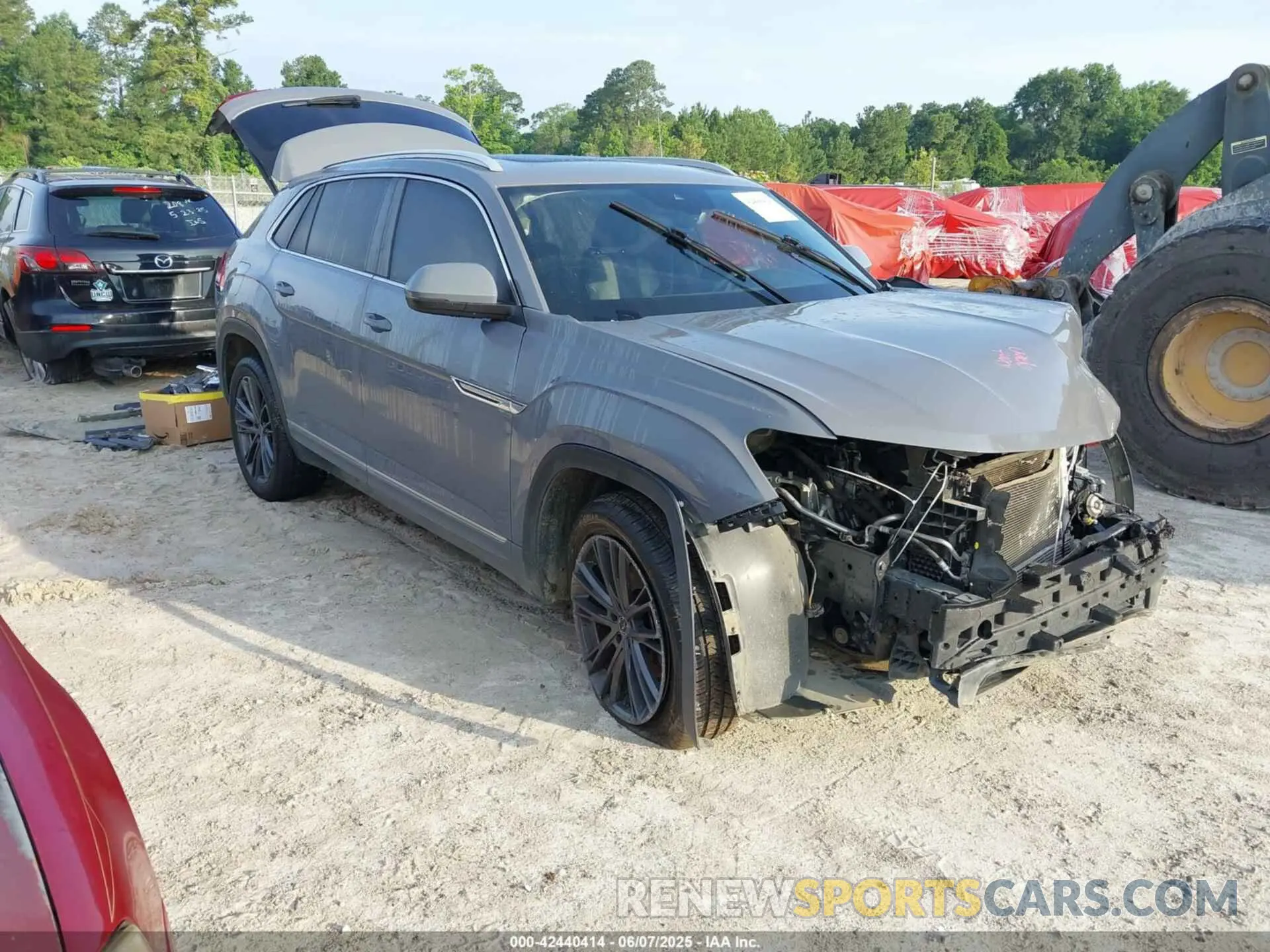 1 Photograph of a damaged car 1V2RE2CA6LC217059 VOLKSWAGEN ATLAS CROSS SPORT 2020