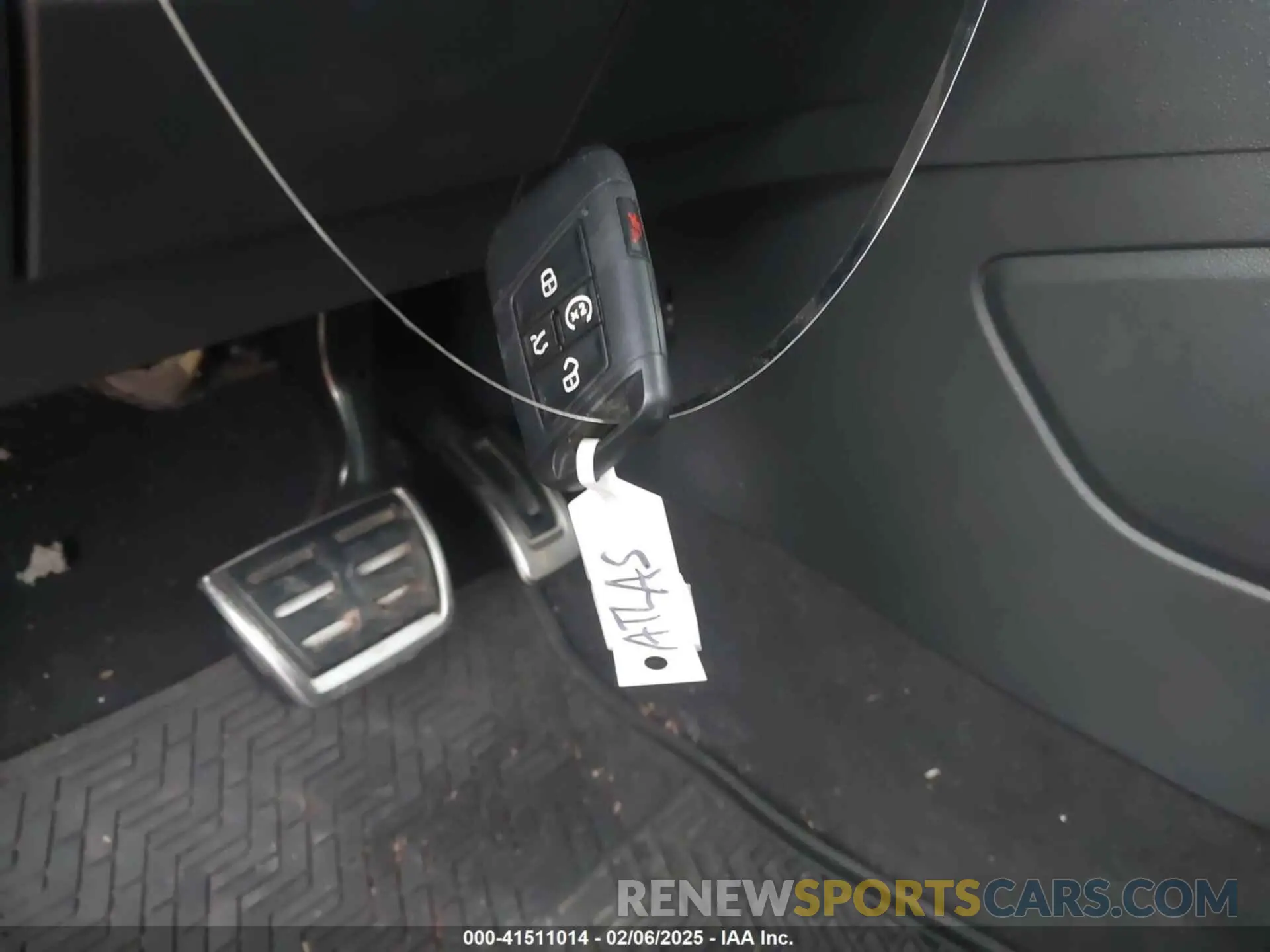 11 Photograph of a damaged car 1V2TE2CA8LC232863 VOLKSWAGEN ATLAS CROSS SPORT 2020