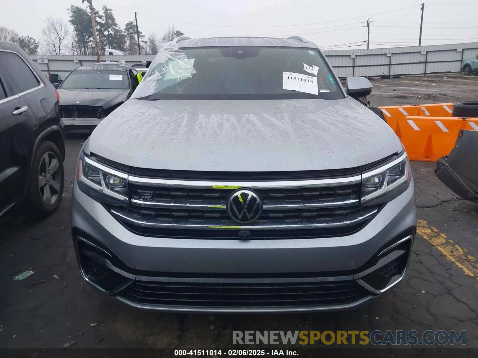 12 Photograph of a damaged car 1V2TE2CA8LC232863 VOLKSWAGEN ATLAS CROSS SPORT 2020