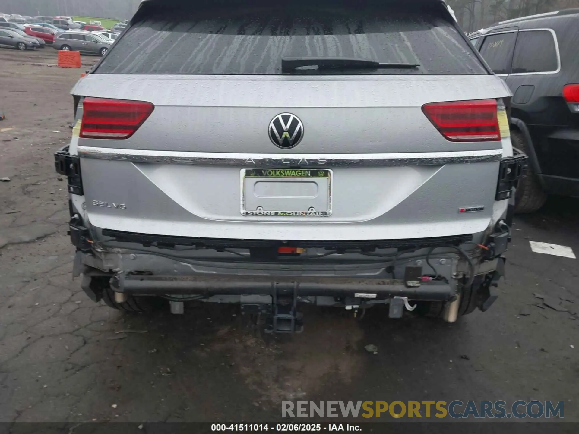 6 Photograph of a damaged car 1V2TE2CA8LC232863 VOLKSWAGEN ATLAS CROSS SPORT 2020