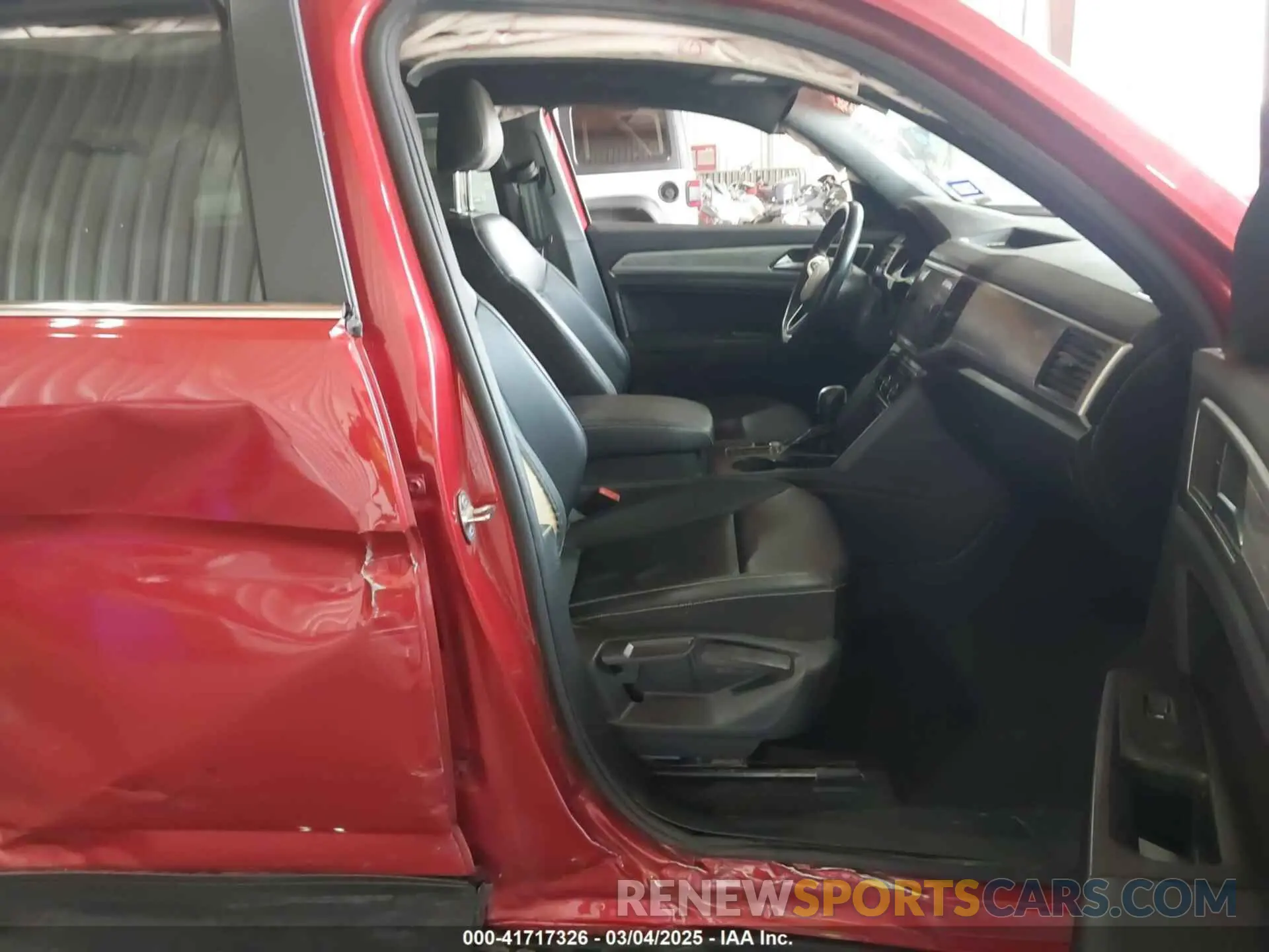 5 Photograph of a damaged car 1V2YC2CA9LC206400 VOLKSWAGEN ATLAS CROSS SPORT 2020