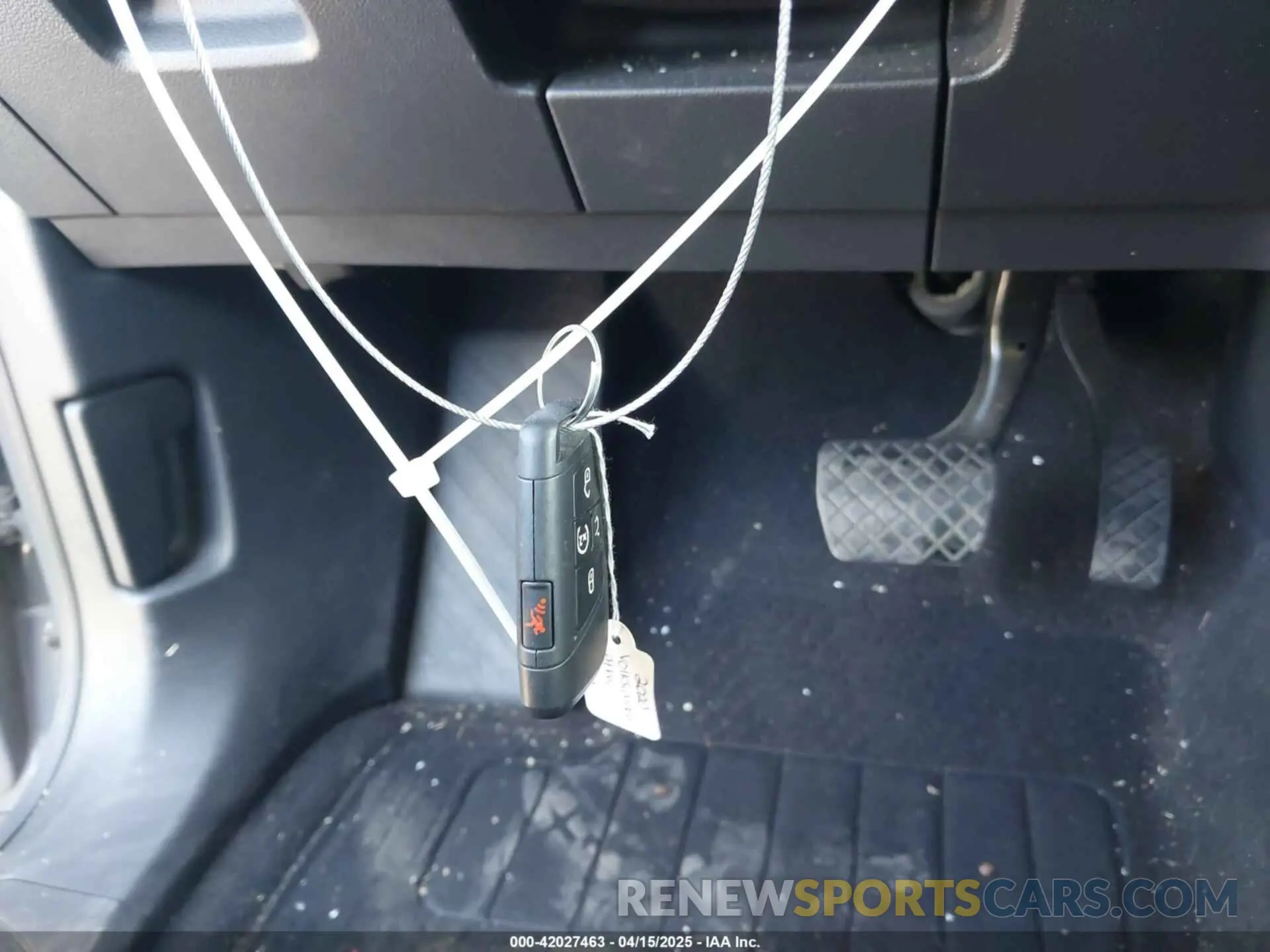 11 Photograph of a damaged car 1V2YE2CA0LC217456 VOLKSWAGEN ATLAS CROSS SPORT 2020
