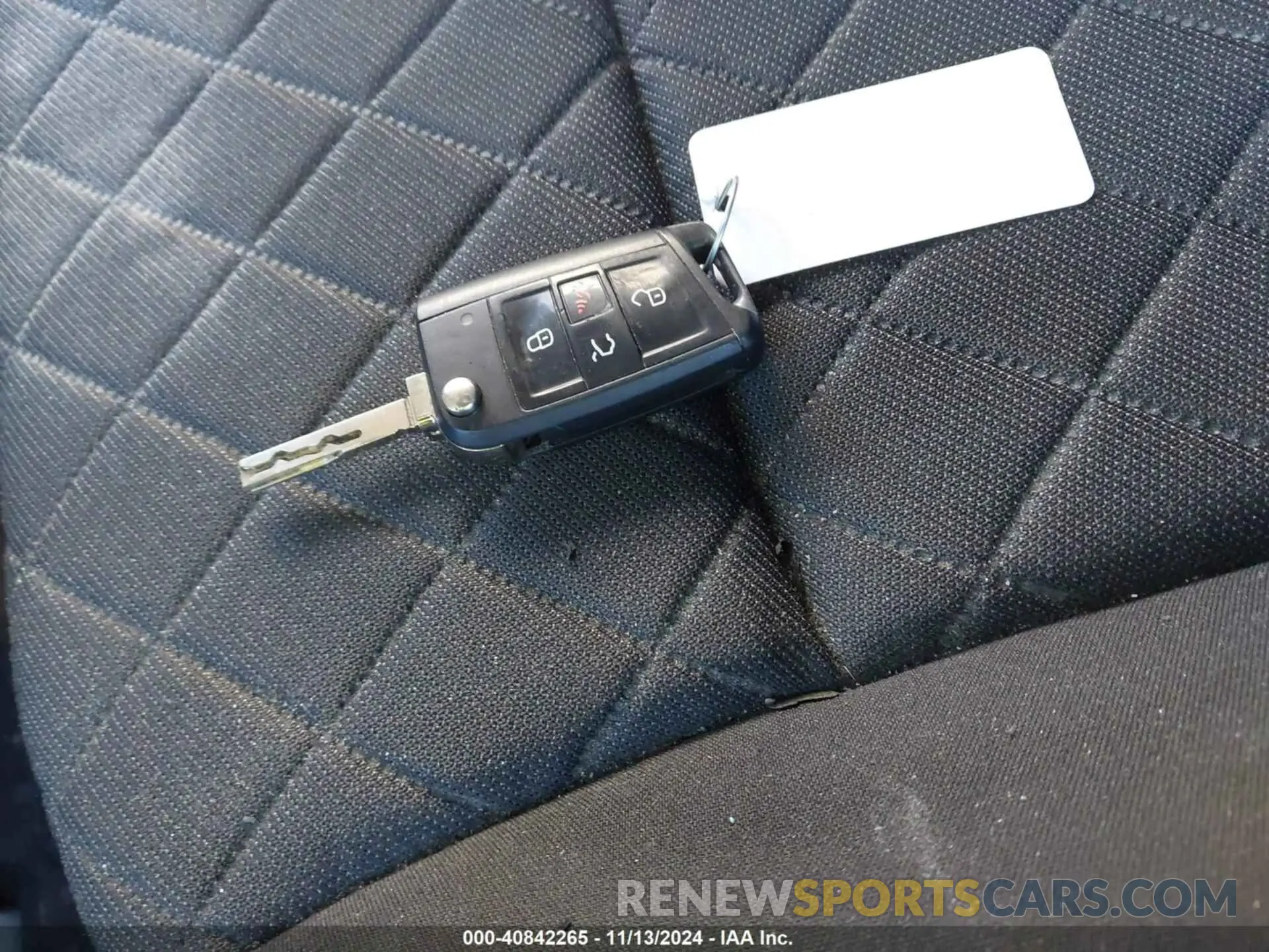 11 Photograph of a damaged car 1V2AC2CA2MC234168 VOLKSWAGEN ATLAS CROSS SPORT 2021