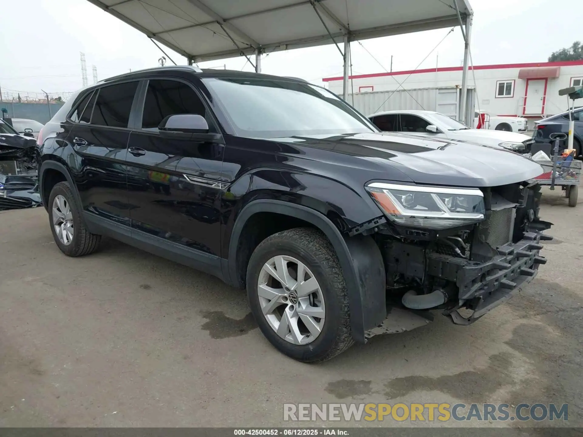 1 Photograph of a damaged car 1V2AC2CA3MC224104 VOLKSWAGEN ATLAS CROSS SPORT 2021