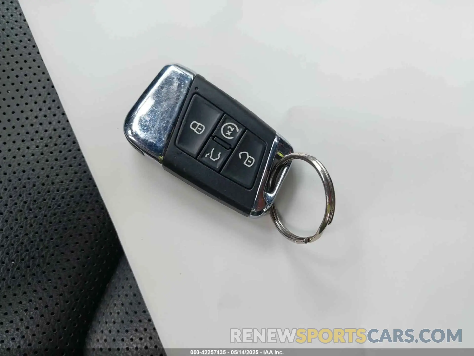 11 Photograph of a damaged car 1V2FE2CA0MC223881 VOLKSWAGEN ATLAS CROSS SPORT 2021