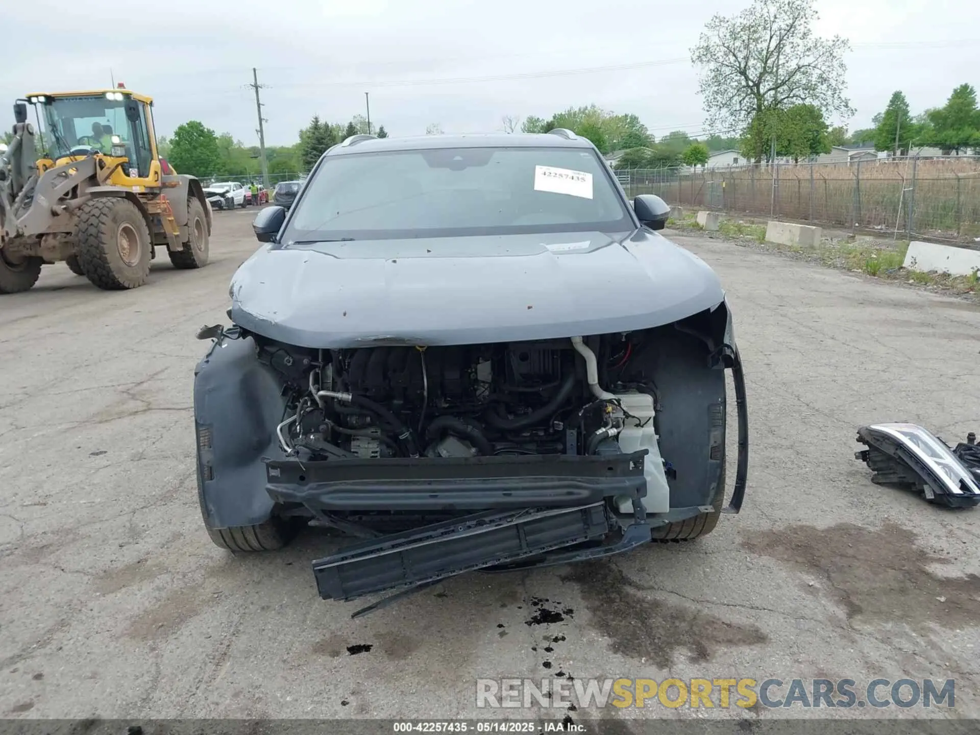 13 Photograph of a damaged car 1V2FE2CA0MC223881 VOLKSWAGEN ATLAS CROSS SPORT 2021