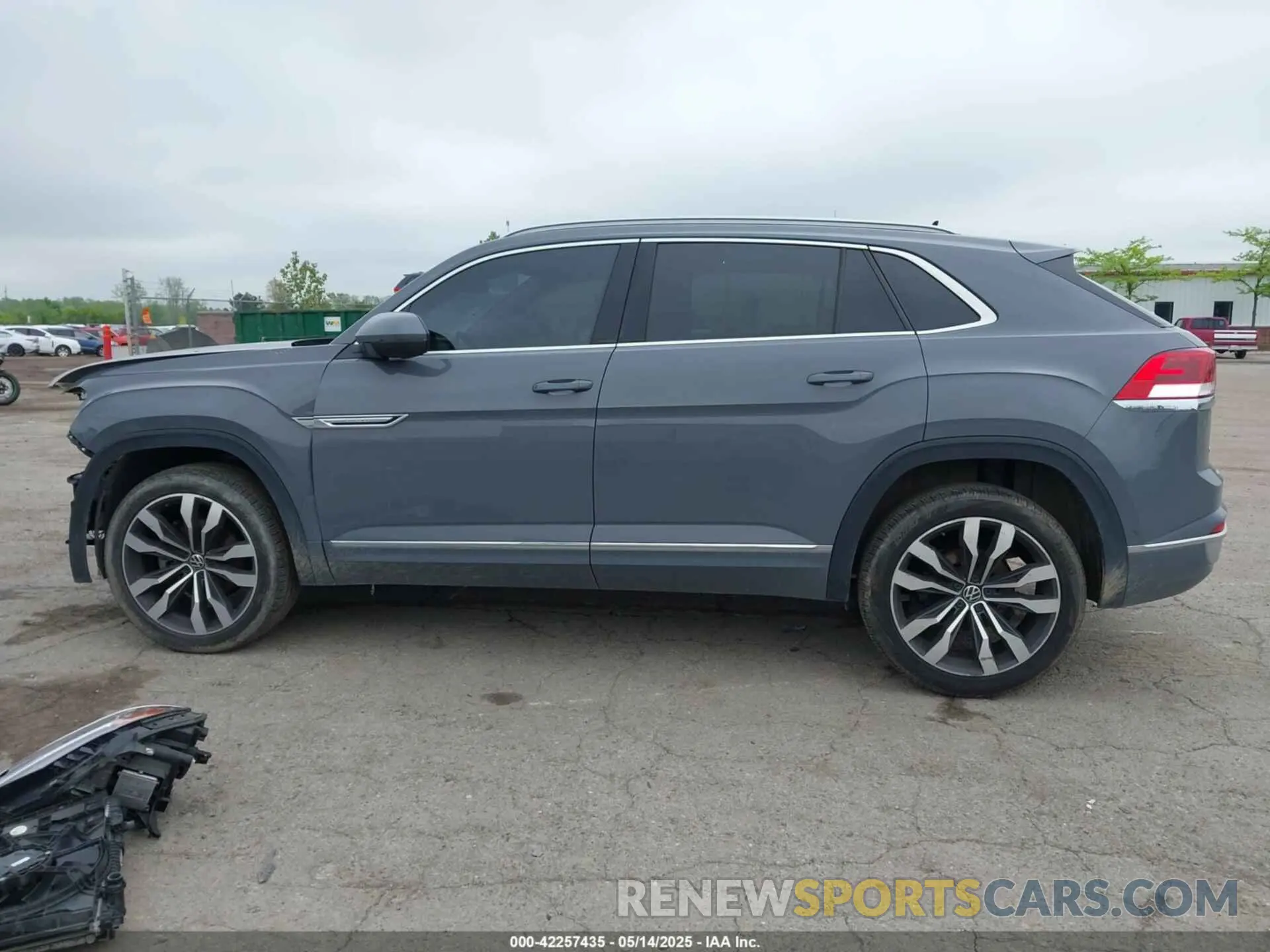 15 Photograph of a damaged car 1V2FE2CA0MC223881 VOLKSWAGEN ATLAS CROSS SPORT 2021