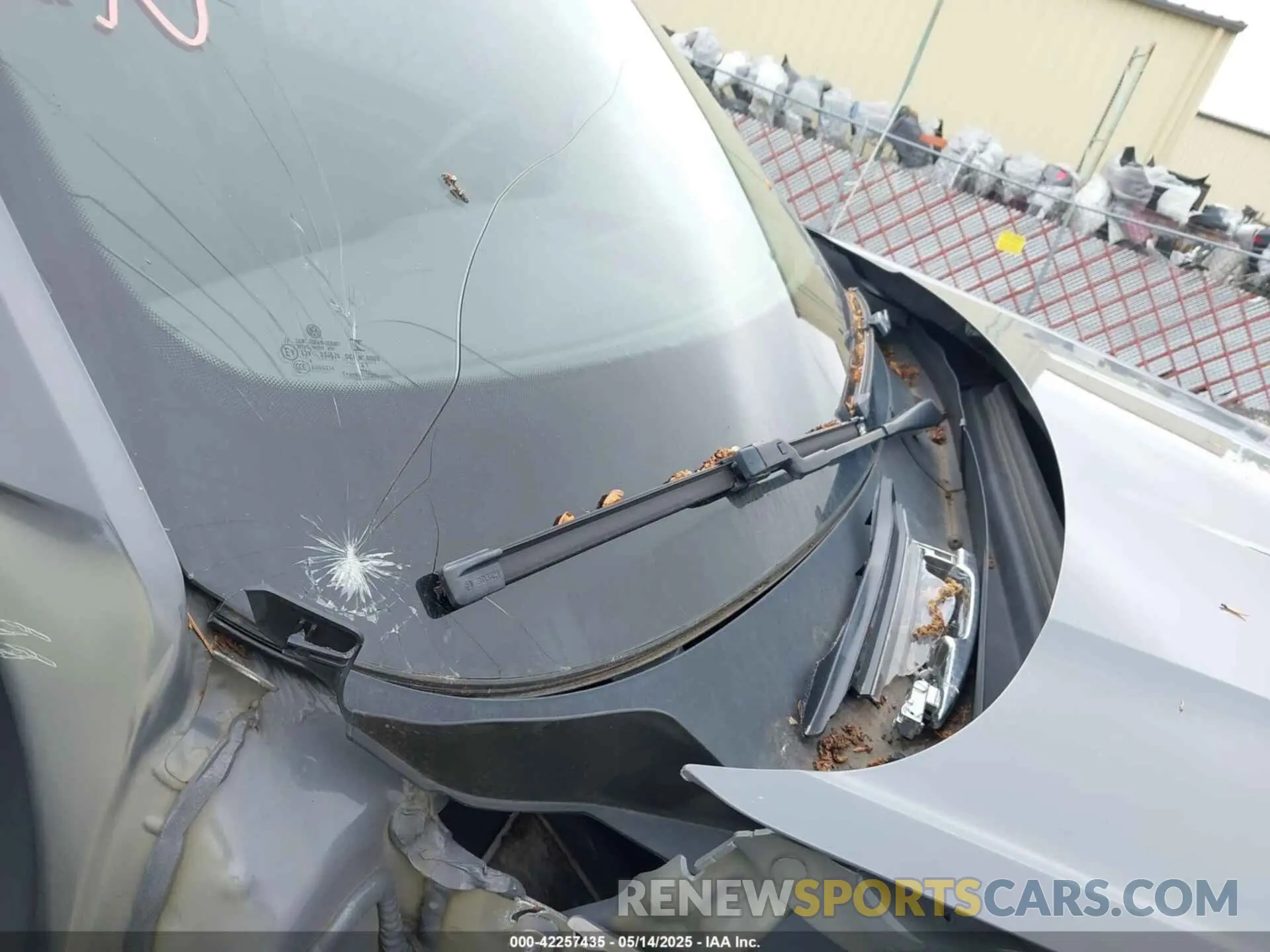 18 Photograph of a damaged car 1V2FE2CA0MC223881 VOLKSWAGEN ATLAS CROSS SPORT 2021